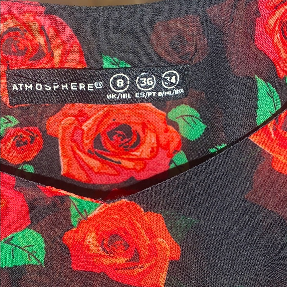 *ATMOSPHERE*~ ‘ROSES ARE RED’ TIERED SHEER CAMI - Picture 3 of 10